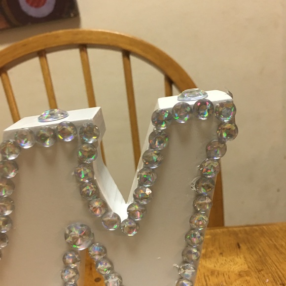 Letter W - Picture 3 of 8